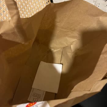 McDonald’s Şirinyalı Şubesinde Sürekli Sosların Gönderilmemesi