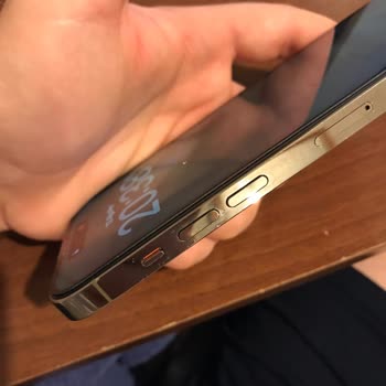 Mükemmel Kozmetik İddialı Telefonlarda Sürekli Arızalar Ve Yetersiz Müşteri Desteği