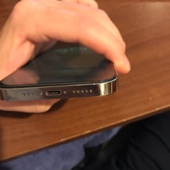 Mükemmel Kozmetik İddialı Telefonlarda Sürekli Arızalar Ve Yetersiz Müşteri Desteği