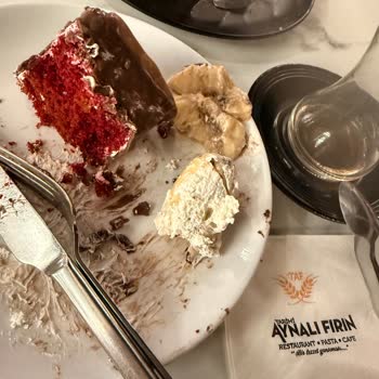 Malaga Tatlısı Kalitesiz, Sorumluluk Reddi