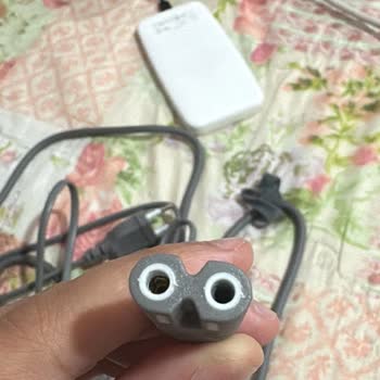 Robx Ipl A05 Model Şarj Kablosu Oturmuyor, Eksik Parça Ve Fatura Yok, Acil Değişim Talebi