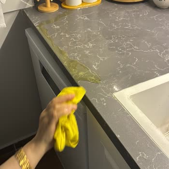 Yağdanlıkta Gizli Çatlak Ve Yağ Sızıntısı