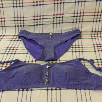 Alerjik Reaksiyonlu Bikini Ürünleri Üzerine Mağaza İlgisizliği Ve Geri Dönüş Yok