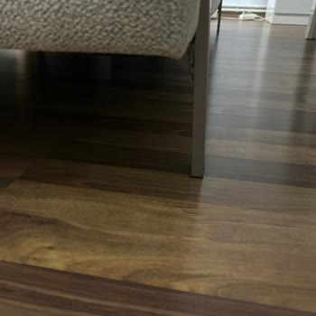 Kilim Mobilya’nın Mersin Mağazasında Koltuk Takımı Ayaklarının Sürekli Yamulması Ve Servis İhmaline Karşı Acil Çözüm Talebi