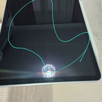 Media Markt'tan Çizik Ekranlı İPad Air Değişim Talebi