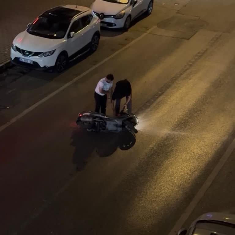 İstanbul Caddesindeki Çukur Mahallede Güvenlik Ve Gürültü Sorunları Oluşturuyor