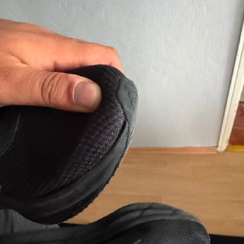 Boyner'den Aldığım Adidas Ayakkabının Kısa Sürede Deforme Olması Ve İade İsteği