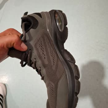 Skechers Ayakkabılarda 5 Ayda Aşınma, Garanti Reddi Ve Değişim Talebi