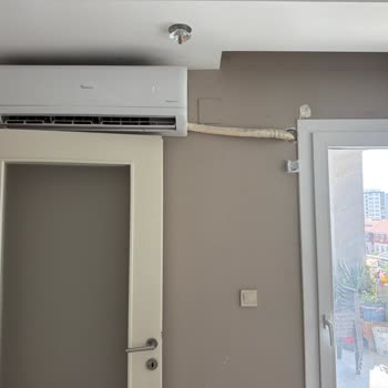 Yanlış Montaj Ve Görünür Boru Nedeniyle Saygısız Hizmet
