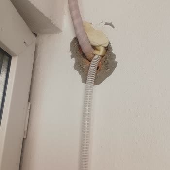 Altus Klima Montajı Yanlış Yere Yapıldı, Motor Kapıyı Engelliyor Ve Parça Eksik