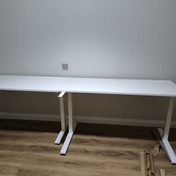 IKEA'dan Gelen Masanın Ayağı Yanlış, Acilen Değişim Talep Ediyorum