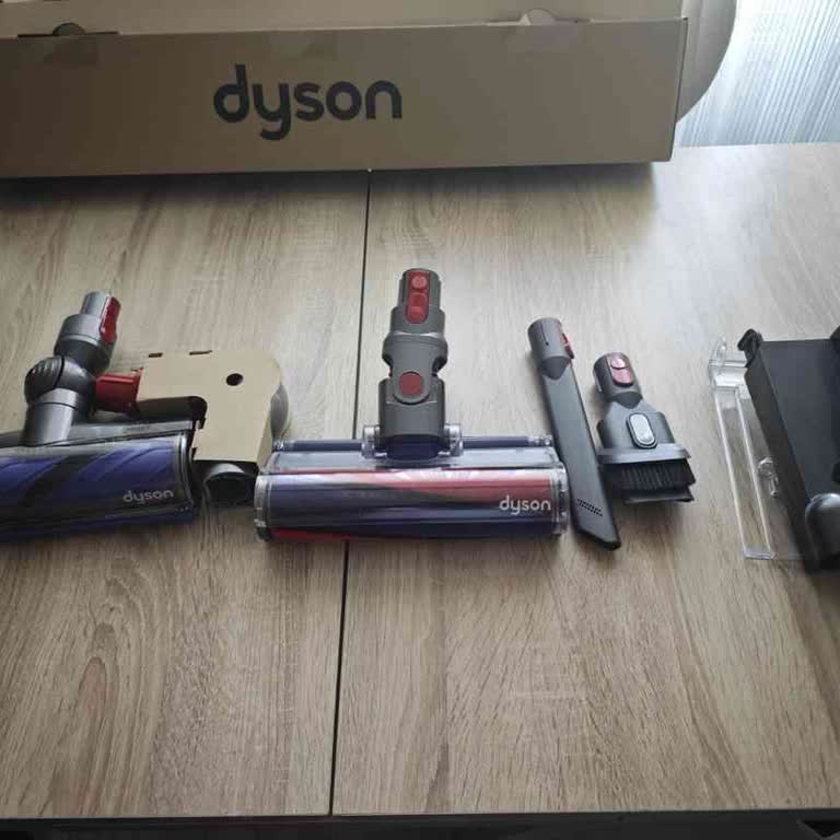 Teknosa’da Alınan Dyson V10’da Eksik Aparat Ve İşık Özelliği Hakkında Şikayet