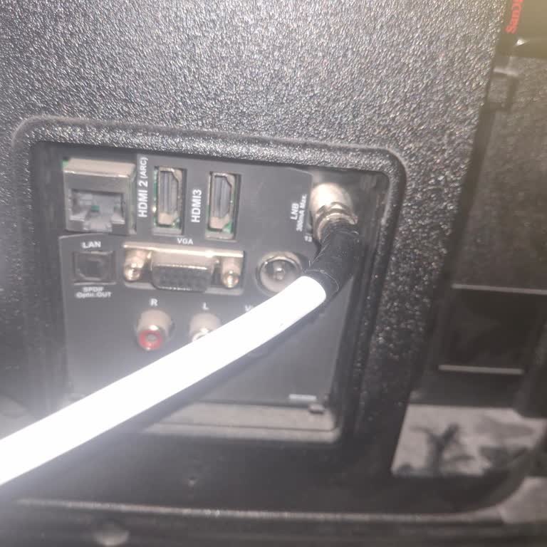 Toshiba 43LL2A63DT Televizyonunda Uydu Alıcı Arızası Ve Uygulamalarda Kapanma Sorunu