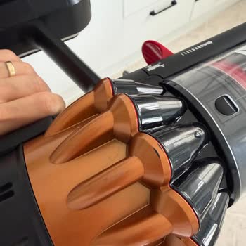 Dyson V16 Animal Süpürge İlk Günden Hata Kodu Ve Çizik Sorunu