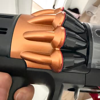 Dyson V16 Animal Süpürge İlk Günden Hata Kodu Ve Çizik Sorunu