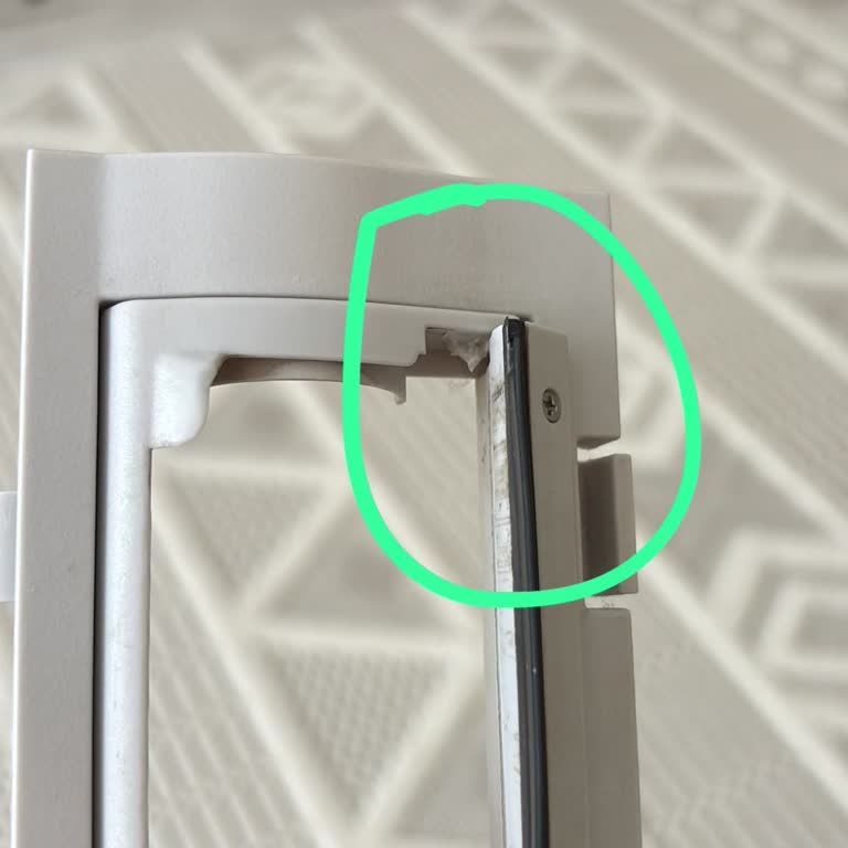 Ana Fırça Kapağı Kısa Sürede Kırıldı Garanti Ve Servis Yanıtı Yok