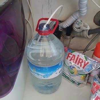 Su Arıtma Cihazı 1 Bardak Su İçin 5 Litre Atık Su Atıyor