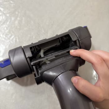 Dyson Süpürge Başlığı Kırıldı, Garanti Kapsamında Ücretsiz Değişim Talebi