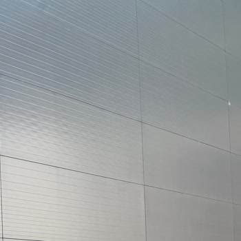 Assan Panel Panellerde Gözle Rahatlıkla Fark Edilen Dalgalanmalar Var