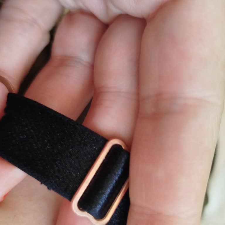 Oksitlenen Metal Aparatlı Sütyen Kızımın Teninde Yeşil Lekeler Bıraktı