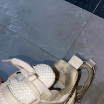 Nike Ayakkabısında Üretim Hatası Nedeniyle Topukta Delik Ve Haksız Reddedilme
