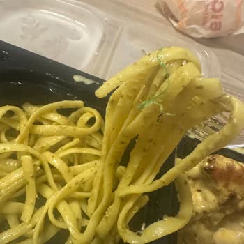 Makarna İçinde Plastik Parça Bulunması