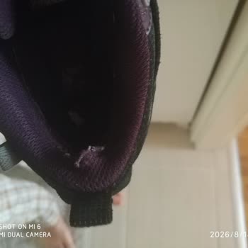 Puma Ayakkabıların Topuk İçinde Erken Yırtılma Ve Garanti Süresi İhlali