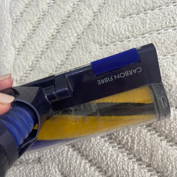 Dyson Servisinde Kullanılmış Parçalar Ve Orijinal Kutunun Kayıp Olması