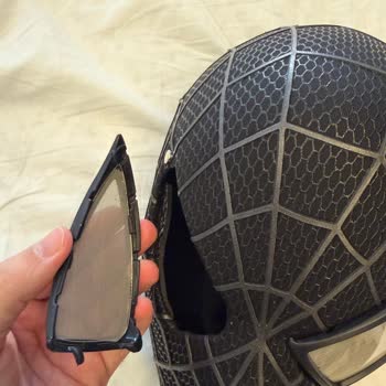 Kırık Spider Man Maskesi, Cevapsız İletişim Ve İade Talebi