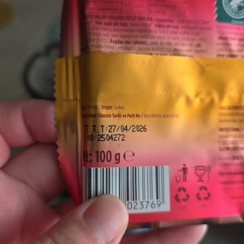 Son Tüketim Tarihi Geçmiş Çikolata Raflardan Acilen Kaldırılmalı