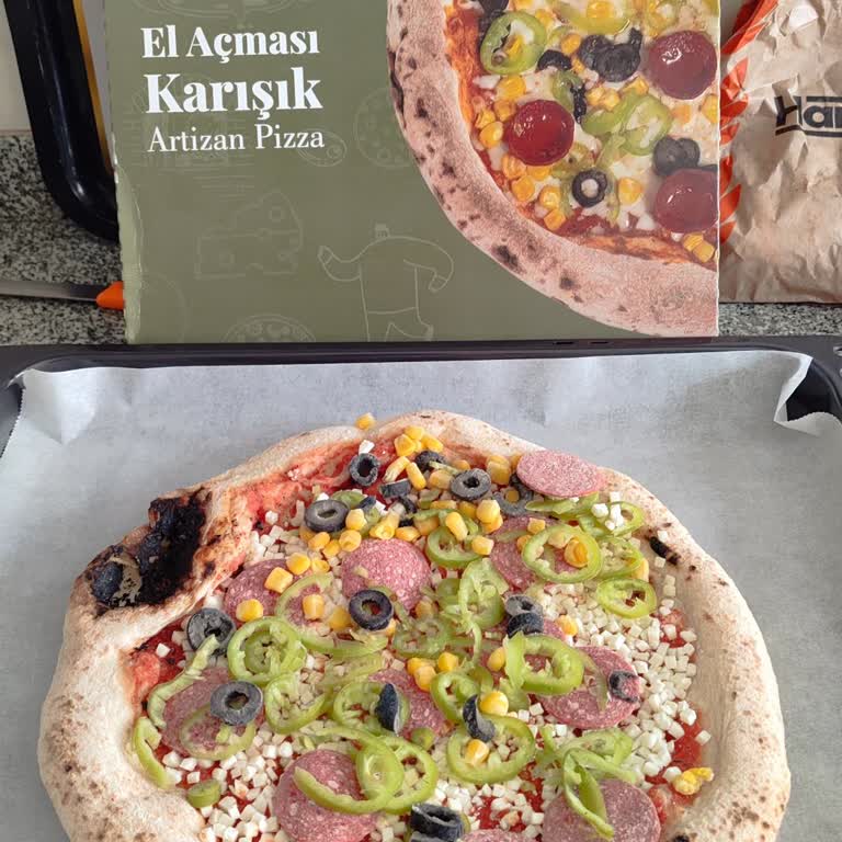 Yanık Donmuş Pizza Üzerinde Üretim Hatası Şikayeti
