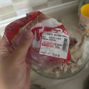 BİM Tazem Tavukta Kan Pıhtısı Ve Mağaza İlgisizliği