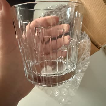 Reklamda Vaat Edilen Bardak Yerine Yanlış Ürün Gönderildi
