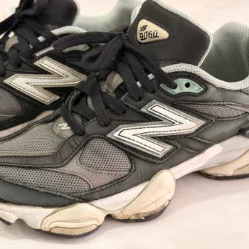 New Balance Ayakkabımda Taban Çatlaması Ve Deformasyon, Üretim Hatası Olarak Değerlendirilmeli