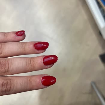 Bal Nail Beauty | Beylikdüzü Çalışanların Üslubu Müşteriye Karşı Saygısız Ve Umursamazdı