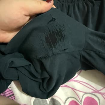 Kısa Sürede Yırtıktan Deri Boyama Sorunu Yaşadığım Pantolon İçin Değişim Talebi