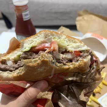 Hamile Müşterinin Soğuk Burger King Siparişinde Büyük Hayal Kırıklığı