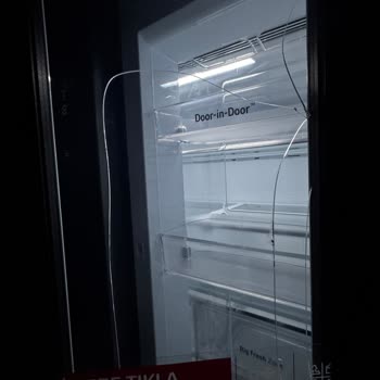 Kırık Cam Kapaklı Buzdolabının Ücretli Değişimi Kabul Edilemez