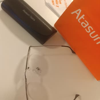 Şanlıurfa Atasun Optik’te Çerçeve Kırıldı, Personel Kaba Ve Sorumluluk Reddi