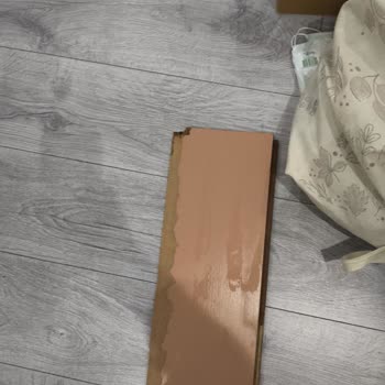 Hasarlı Damacana Sızıntısı Sonrası Mutfak Zemininde Su Hasarı Ve Tazmin Talebi