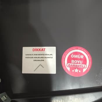 Ömür Boyu Garantili Sandalyeler Kırıldı, Mağaza Değişim Yapmadı