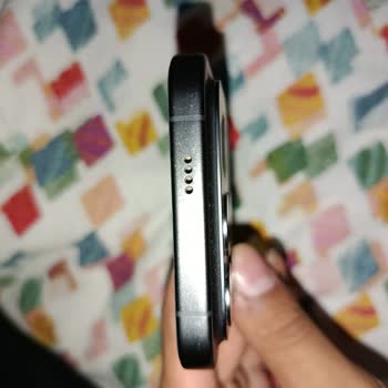 Yeni Xiaomi Poco F8 Ultra'da Arka Kısmın Renk Atması Ve Garantili Değişim Talebi
