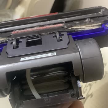 Dyson Süpürge Başlığının Kısa Sürede Kırılması Ve Garanti Desteği Sunmaması
