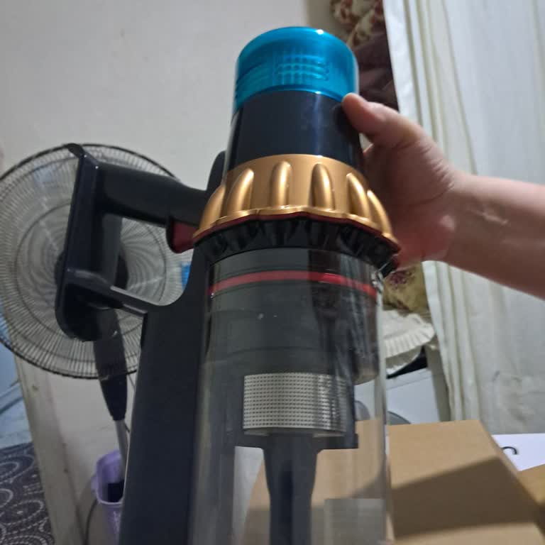 Hepsiburada'da Orijinal Olmayan Dikey Elektrik Süpürgesi Satışı Ve İade Talebi