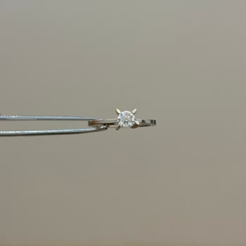 Zen Diamond Tektaş Yüzüğümde Kullanıcı Kaynağı Olmadan Yamulma Ve Garanti Dışı Ücret Talebi