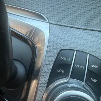 BMW 520i Kapı Kolları Ve İç Trim Aşınması İçin Garanti Talebi
