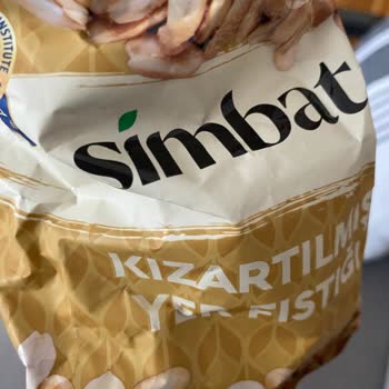 Simbat Kızartılmış Yer Fıstığında Sert Yabancı Cisim Diş Hasarı Ve Güvenlik Riski