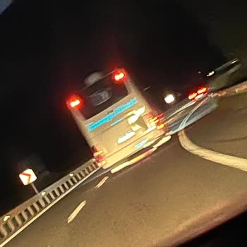Amasya Turizm Otobüsü Önümüze Atlayarak Trafik Güvenliğimizi Tehdit Etti