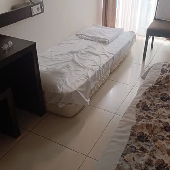 Standard Oda Alınmadı, Hijyensiz Swim Oda Ve Haksız Kesinti