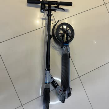 Kısa Sürede Aşınan Scooter Tekerleği Nedeniyle Güvenlik Endişesi Ve Ücret İadesi Talebi